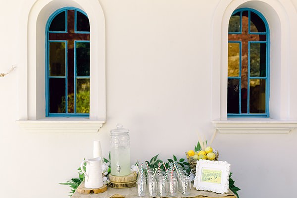 summer-wedding-kefalonia-white-roses-olives_09x