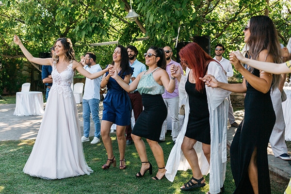 traditional-summer-wedding-ptolemaida-bohemian-touches_06