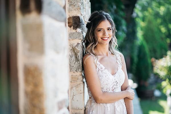 traditional-summer-wedding-ptolemaida-bohemian-touches_06x