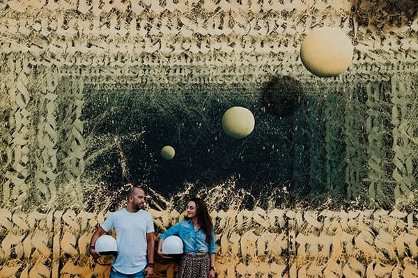 beautiful-prewedding-shoot-background-mediterranean-sea_09