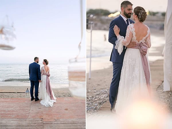 beautiful-wedding-summer-beach-baby-breath-full-of-romantic-elements_20A