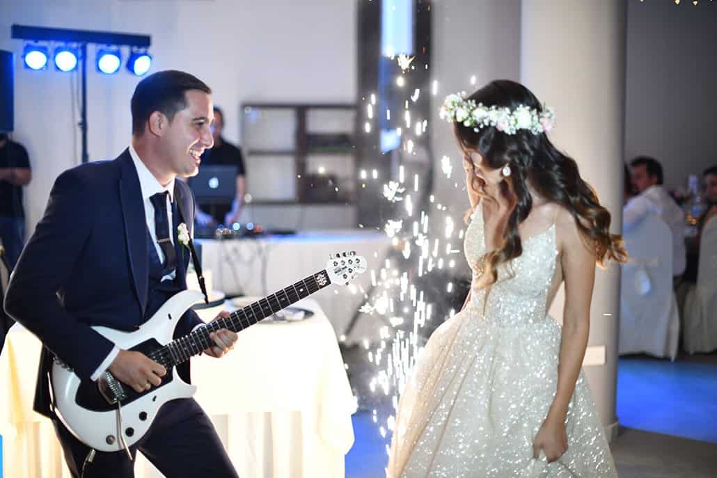 Elegant – chic καλοκαιρινός γάμος στο Pavillion Hall με τριαντάφυλλα και ορτανσίες σε λευκές – ροζ αποχρώσεις και χρυσές πινελιές │Κωνσταντίνα & Γιάννης