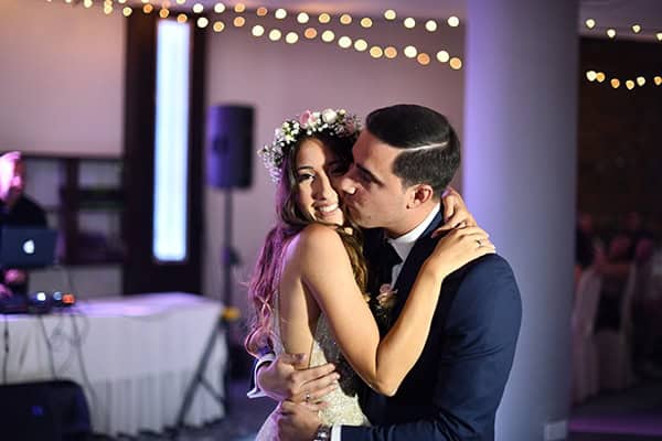 elegant-chic-summer-wedding-pavillion-hall-roses-hydrangeas-white-pink-hues-gold-details_25