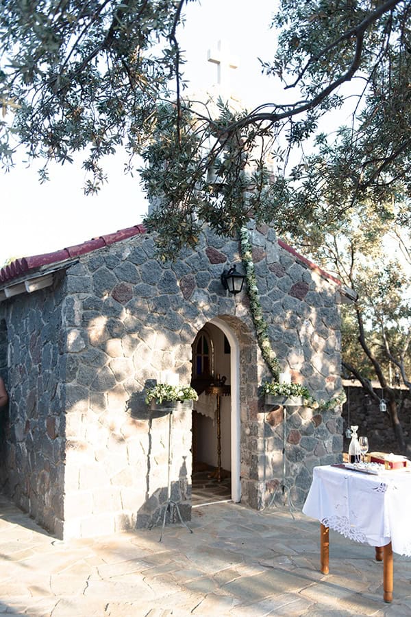 island-summer-wedding-aegina-baby-breath_08x