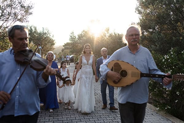 island-summer-wedding-aegina-baby-breath_09