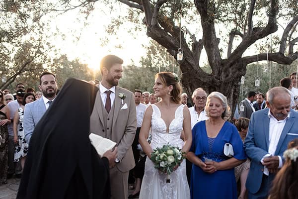 island-summer-wedding-aegina-baby-breath_14