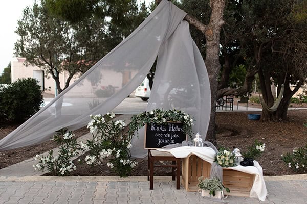 island-summer-wedding-aegina-baby-breath_16