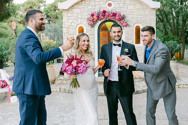 luxurious-summer-wedding-flowers-decoration-fuchsia-purple-tones_26