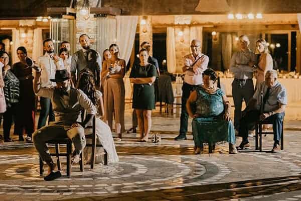 romantic-wedding-summer-thessaloniki-warm-hues-pink-blue-red_27x