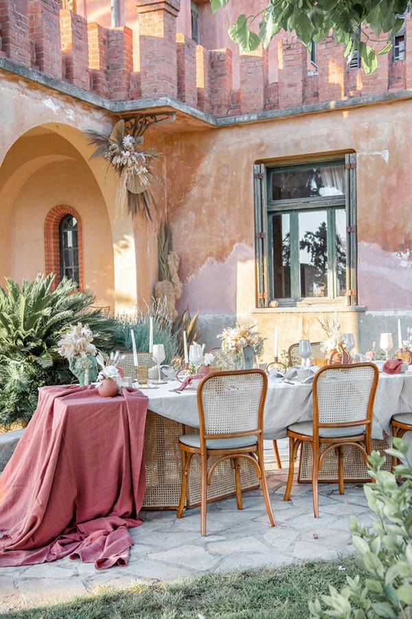 summer-styled-shoot-earthy-tones-inspiration-outdoor-wedding-ideas_02