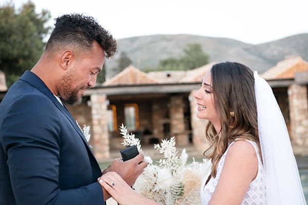 summer-styled-shoot-earthy-tones-inspiration-outdoor-wedding-ideas_09