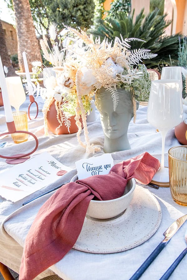 summer-styled-shoot-earthy-tones-inspiration-outdoor-wedding-ideas_12