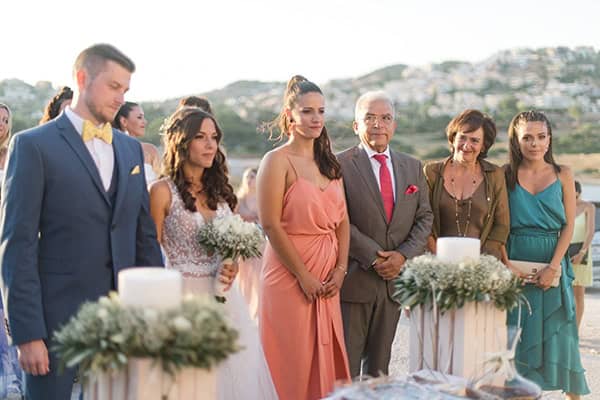 summer-wedding-athens-white-roses-baby-breath_31