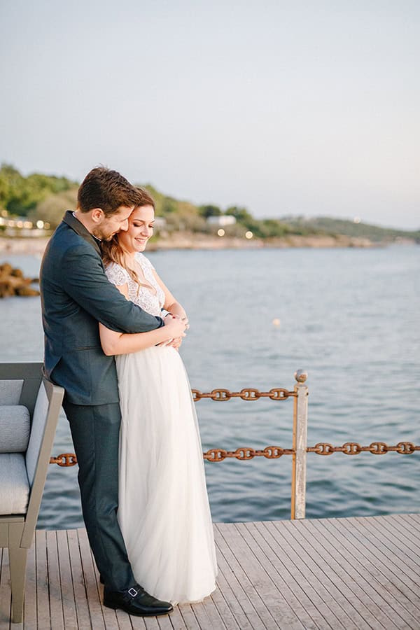 beautiful-summer-wedding-athensi-romantic-flowers-bohemian-touches_03