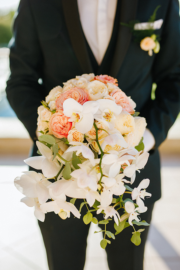 beautiful-summer-wedding-athensi-romantic-flowers-bohemian-touches_17