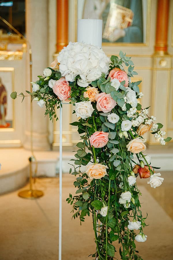 beautiful-summer-wedding-athensi-romantic-flowers-bohemian-touches_20x