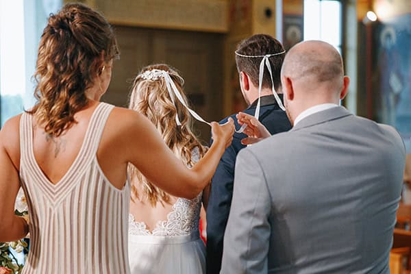 beautiful-summer-wedding-athensi-romantic-flowers-bohemian-touches_25x