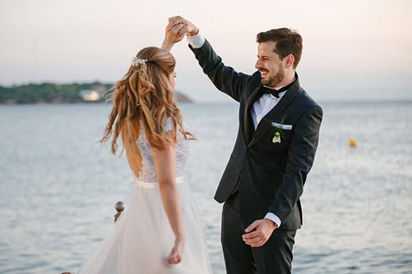 beautiful-summer-wedding-athensi-romantic-flowers-bohemian-touches_31