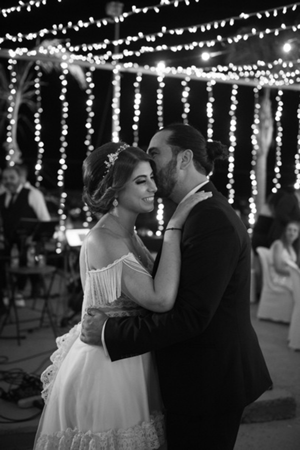 beautiful-summer-wedding-cyprus-levander-chamomile-bohemian-mood_14