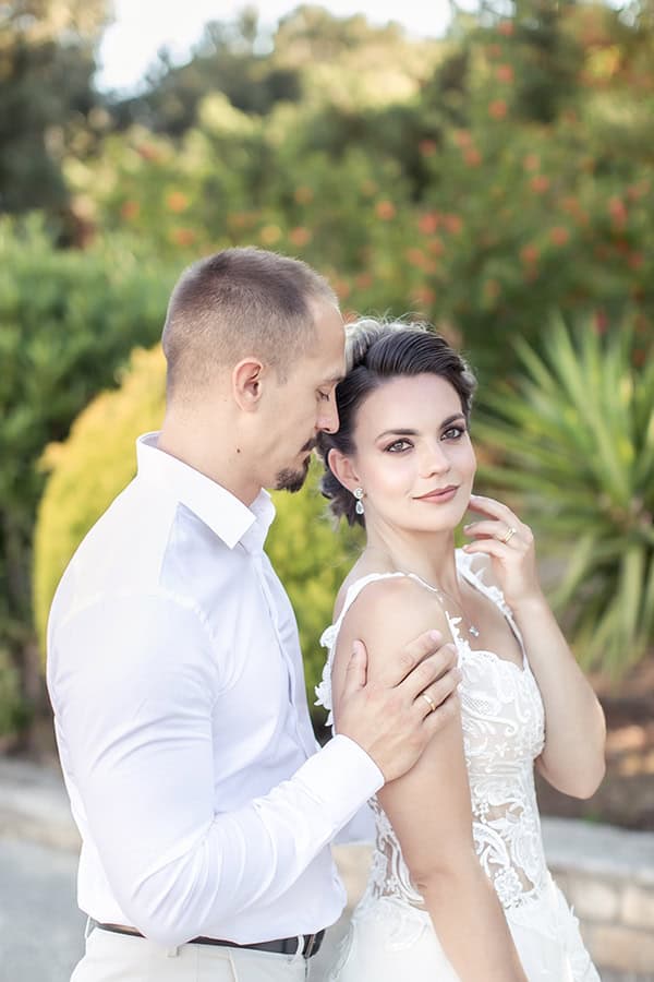 dreamy-styeld-shoot-kefalonia-island-romantic-elegant-details_07