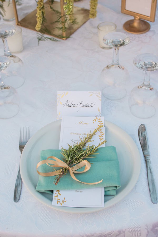 elegant-summer-wedding-palairos-white-roses-lycianthus-olive-leaves_20