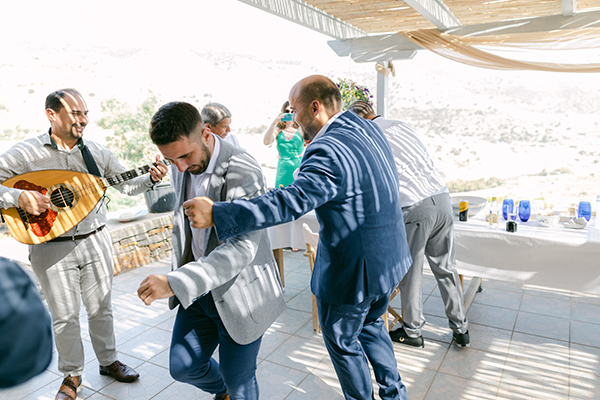 romantic-summer-wedding-kea-peonies-david-austin-roses_13