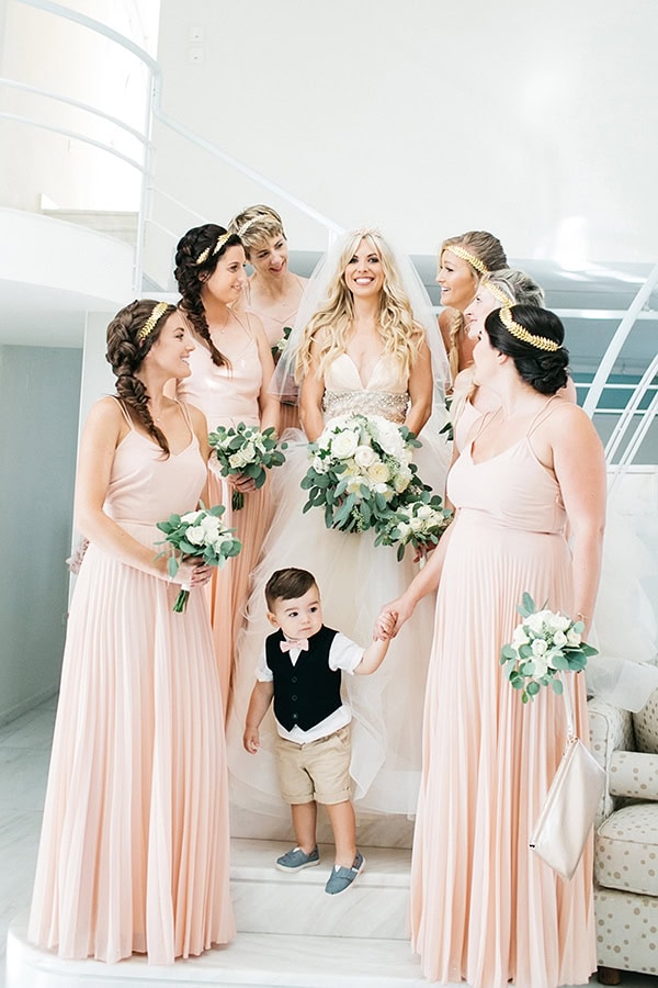 romantic-wedding-crete-white-roses-greenery_10