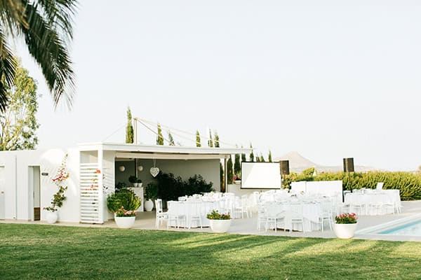romantic-wedding-crete-white-roses-greenery_18