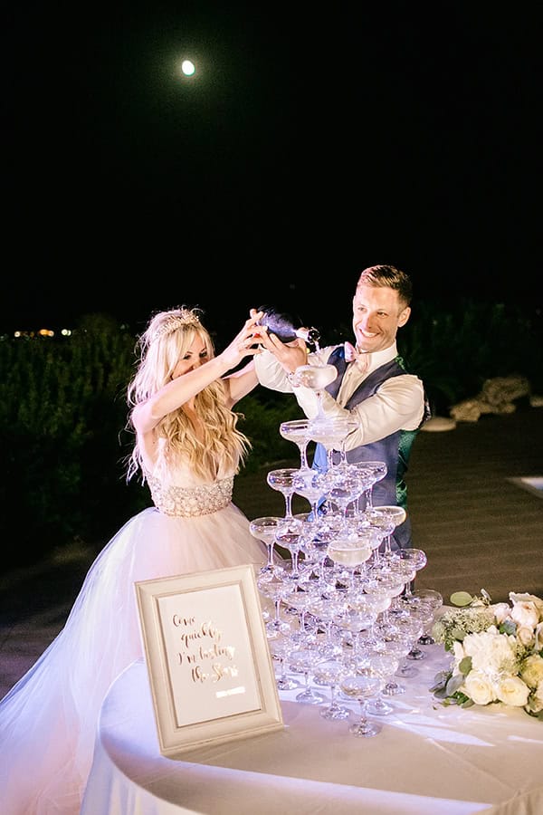 romantic-wedding-crete-white-roses-greenery_29