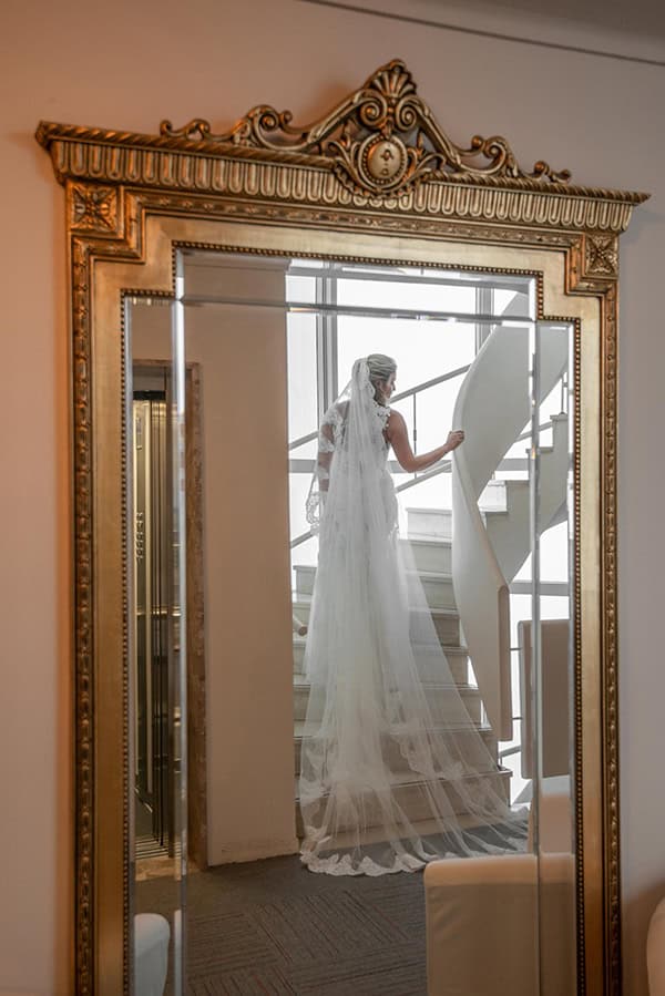 summer-wedding-athens-olive-leaves-white-roses_06