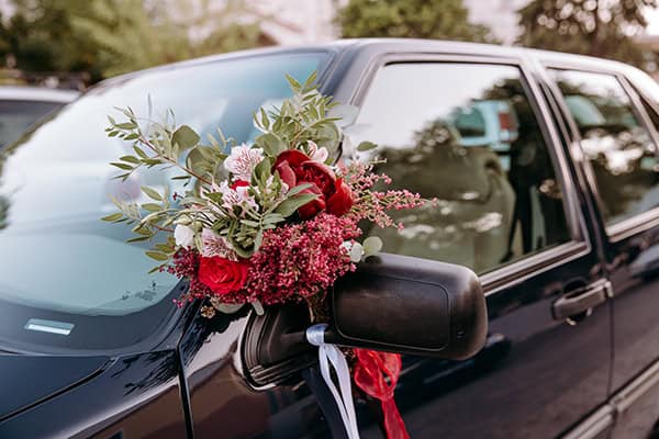 summer-wedding-athens-red-roses-white-chrysathemum_05