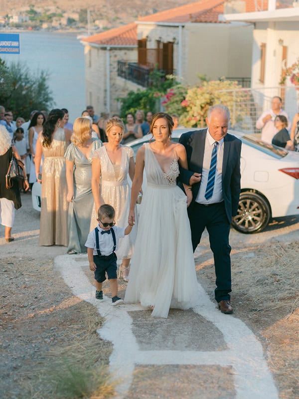 summer-wedding-monembasia-amaranth-boho-details_17