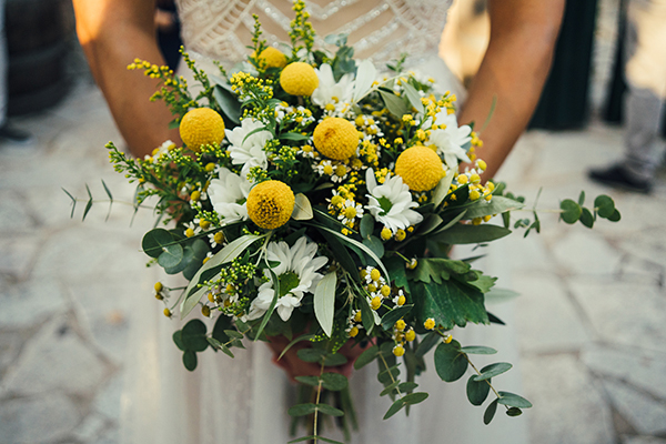 Νυφικές ανθοδέσμες με κίτρινα λουλούδια που αγαπήσαμε