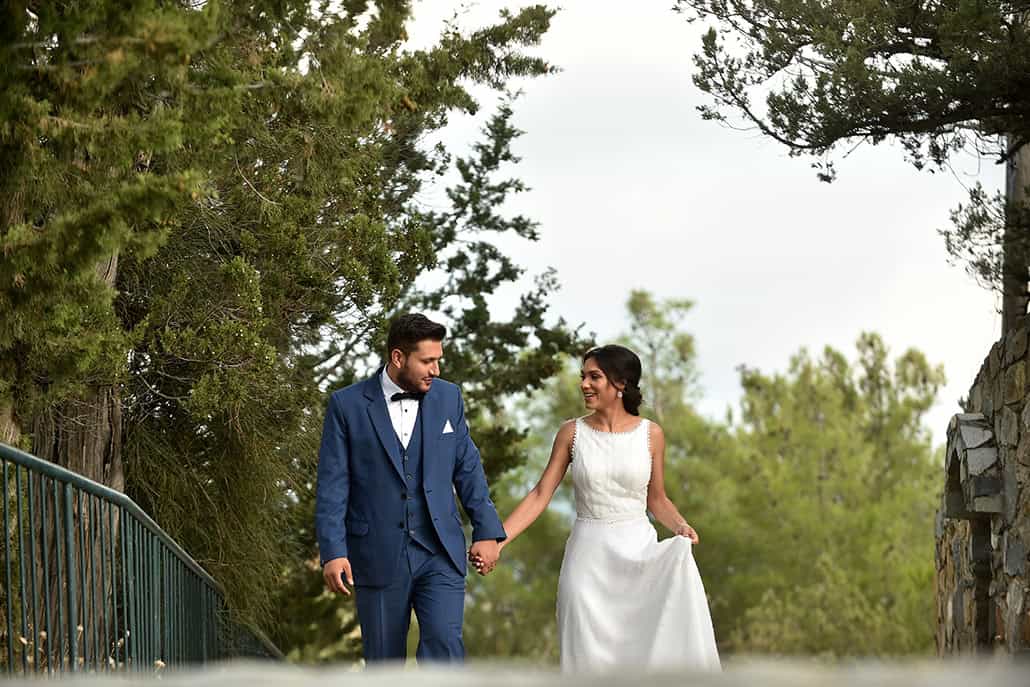 Elegant καλοκαιρινός γάμος στη Λευκωσία με πλούσιες ανθοσυνθέσεις │ Δήμητρα & Παναγιώτης
