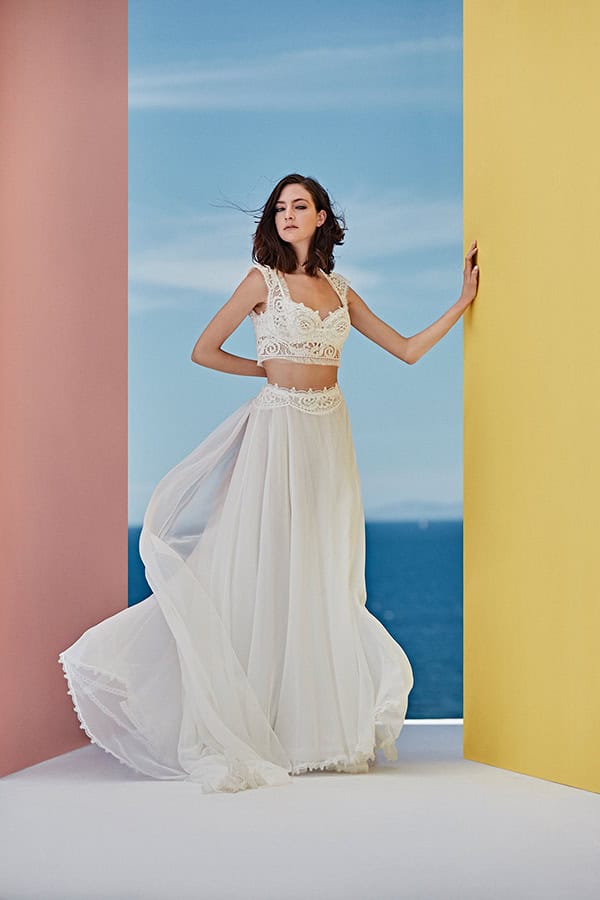 ethereal-bridal-dresses-vasia-tzotzopoulou-ultra-romantic-bridal-look-collection_10