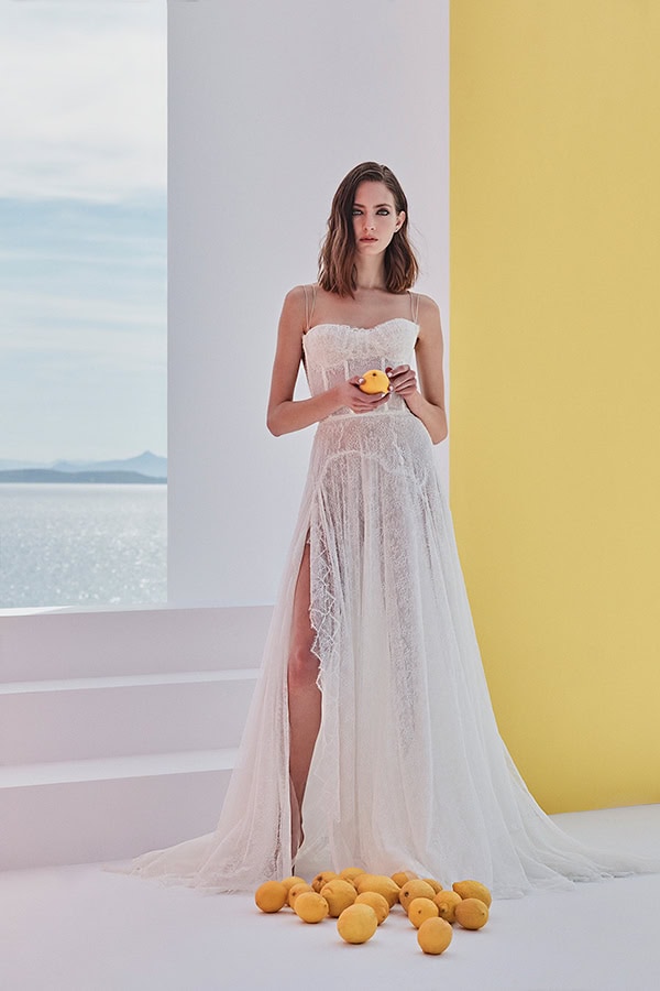 ethereal-bridal-dresses-vasia-tzotzopoulou-ultra-romantic-bridal-look-collection_16