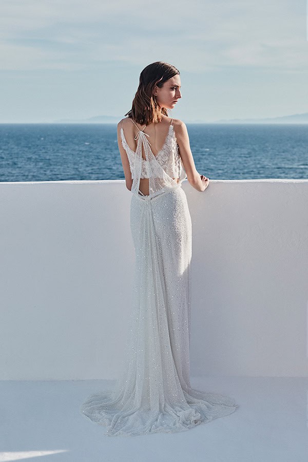ethereal-bridal-dresses-vasia-tzotzopoulou-ultra-romantic-bridal-look-collection_34
