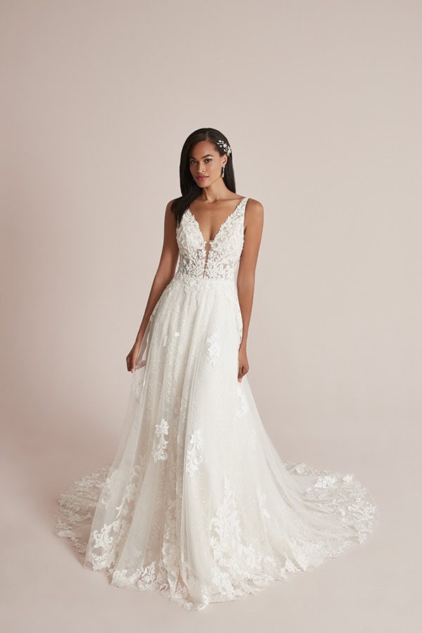 gorgeous-wedding-dresses-justin-alexander-ultra-chic-look_12x