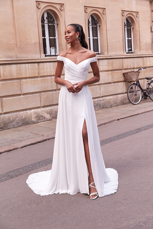 impressive-aetherial-bridal-creation-justin-alexander-modern-bride_07