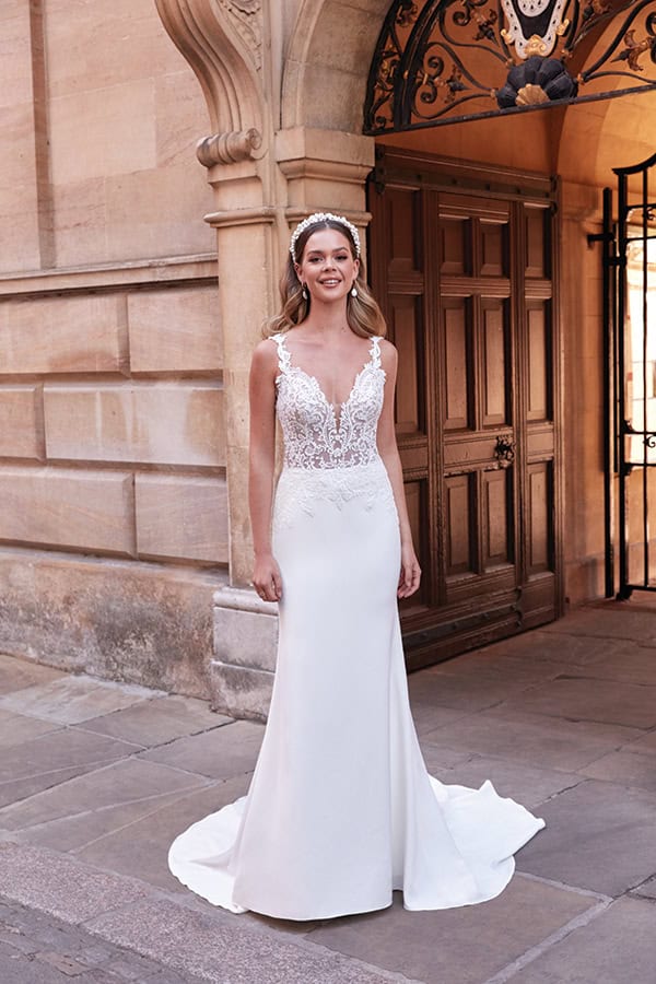 impressive-aetherial-bridal-creation-justin-alexander-modern-bride_22