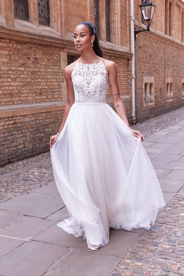 impressive-aetherial-bridal-creation-justin-alexander-modern-bride_30