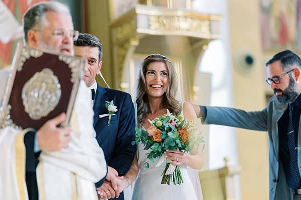 impressive-summer-wedding-vouliagmeni-lush-greenery-romantic-elements_28