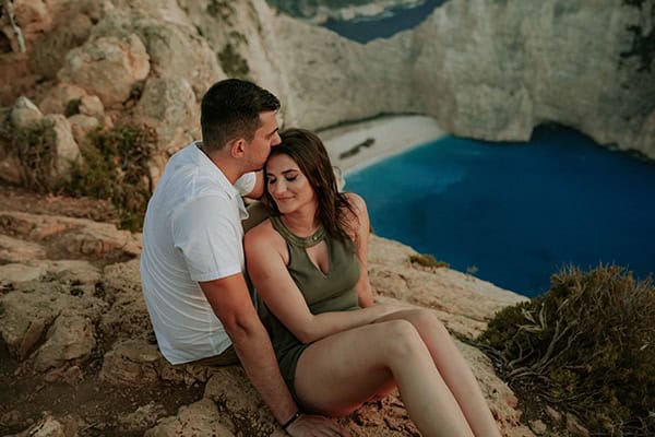 magical-engagement-shoot-beautiful-zakynthos-islands_15x