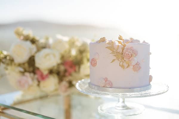 magnificent-styled-shoot-santorini-island-romantic-roses-white-pink-hues_13x