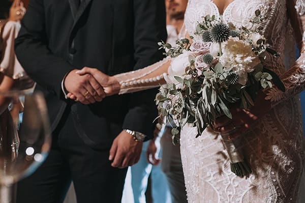 romantic-summer-wedding-venue-elena-olive-bohemian-touches_10x