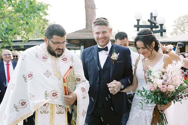 bohemian-summer-wedding-fthiotida-pampas-grass-romantic-details_14