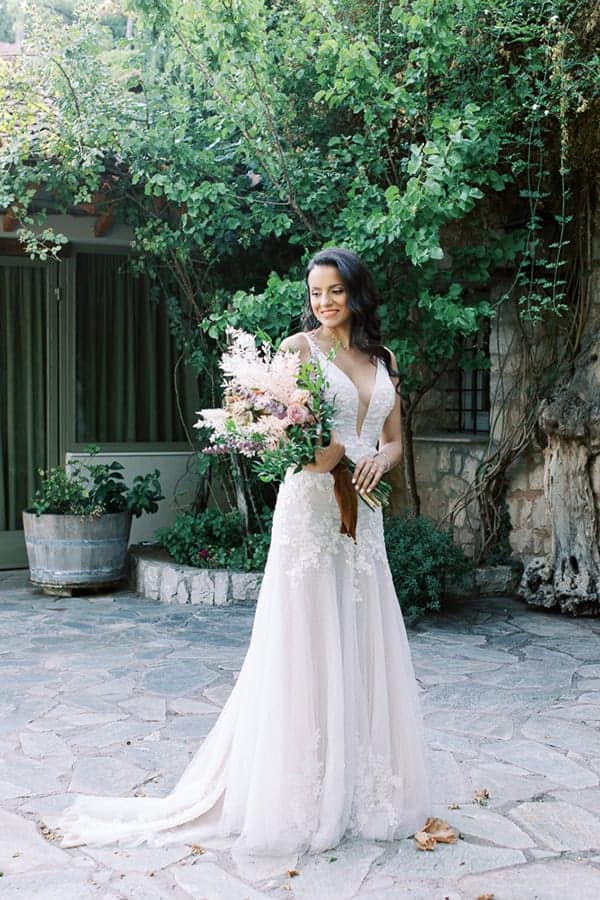 bohemian-summer-wedding-fthiotida-pampas-grass-romantic-details_27