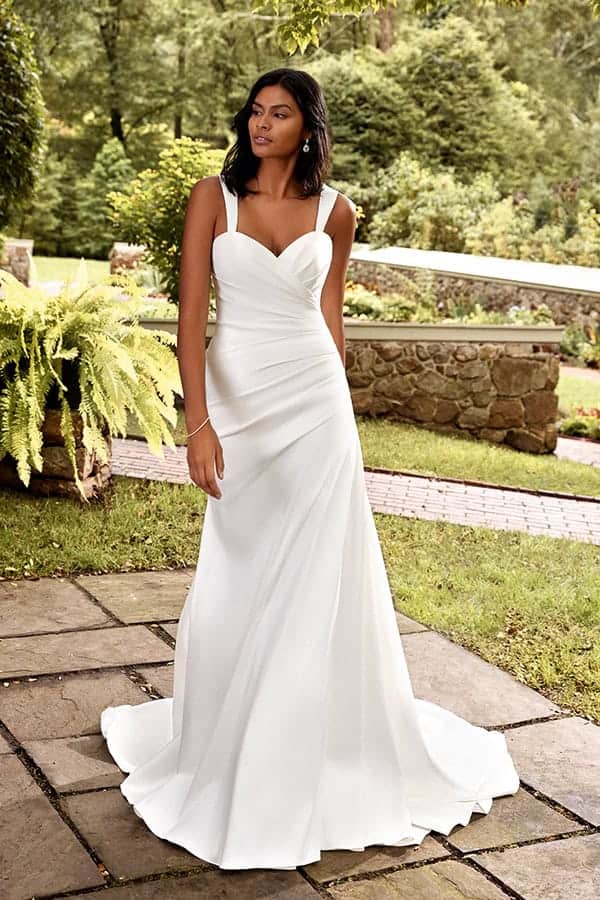 fairytale-wedding-gowns-justin-alexander-gorgeous-bridal-look_10