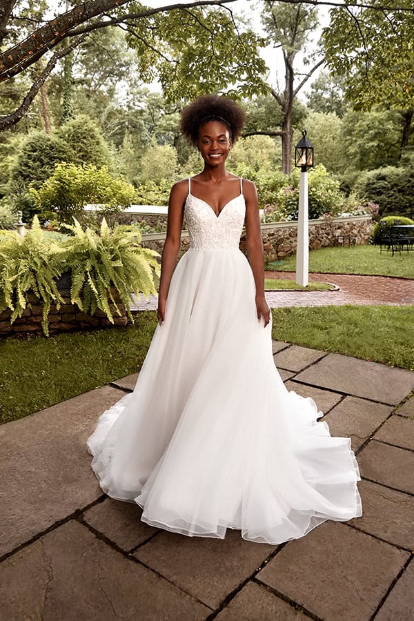 fairytale-wedding-gowns-justin-alexander-gorgeous-bridal-look_12