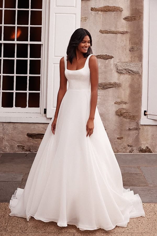 fairytale-wedding-gowns-justin-alexander-gorgeous-bridal-look_19